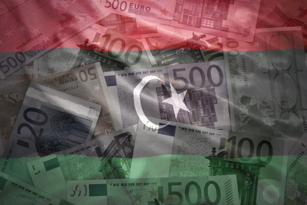 رويترز: أوراق نقدية غير مشروعة تضرب قيمة الدينار الليبي